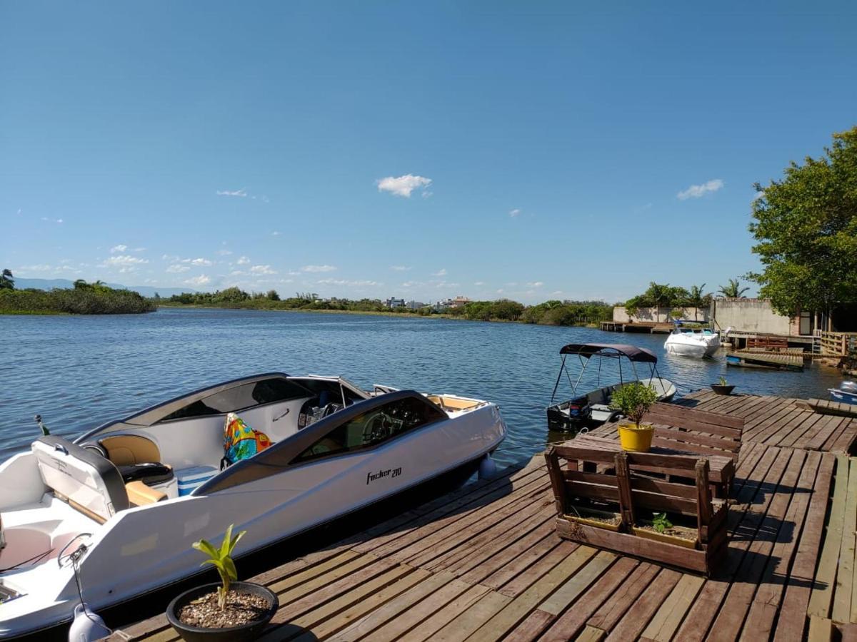 KITNET S2 em TORRES-RS - ÓTIMO CUSTO BENEFICIO na mais bela praia Gaúcha - Cozinha - Banheiro - Ar condicionado - TV - Wi-Fi - Estacionamento - Acomoda até 5 pessoas - Anfitriã Superhost no BnB Torres Exterior foto